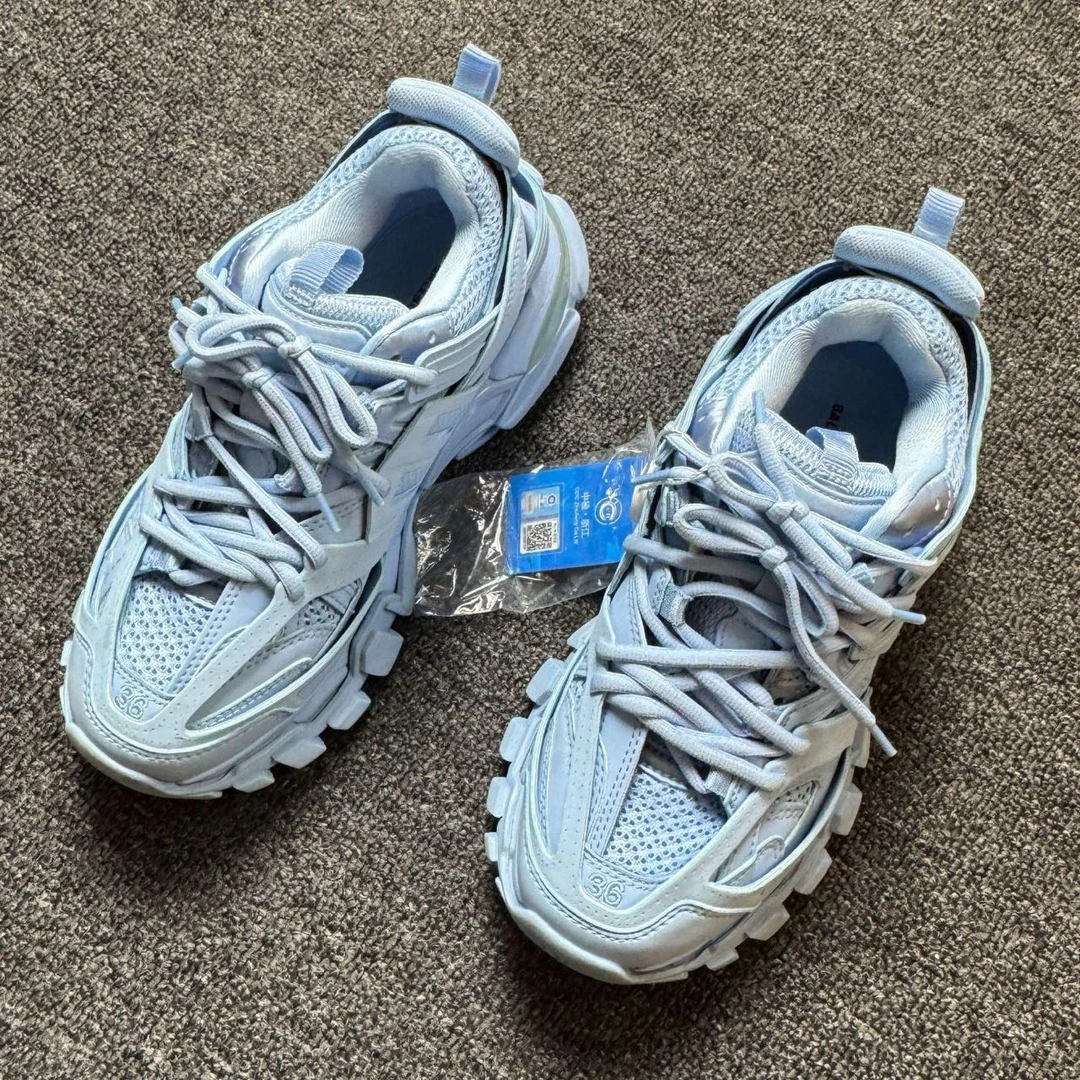 99新 Balenciaga/巴黎世家 track 蓝色运动鞋 36码/2616