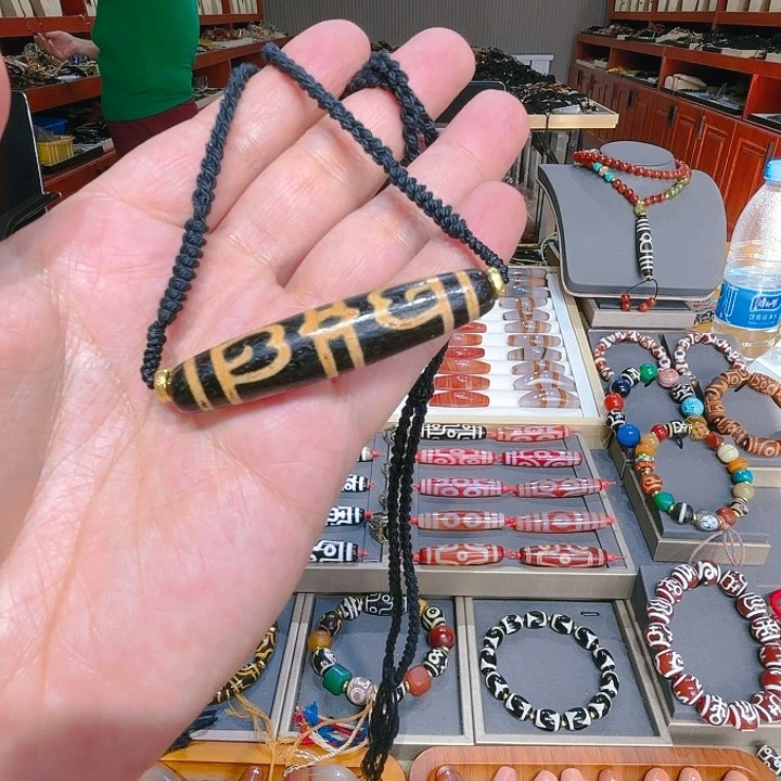 未镶嵌玛瑙/玉髓珠宝奇石