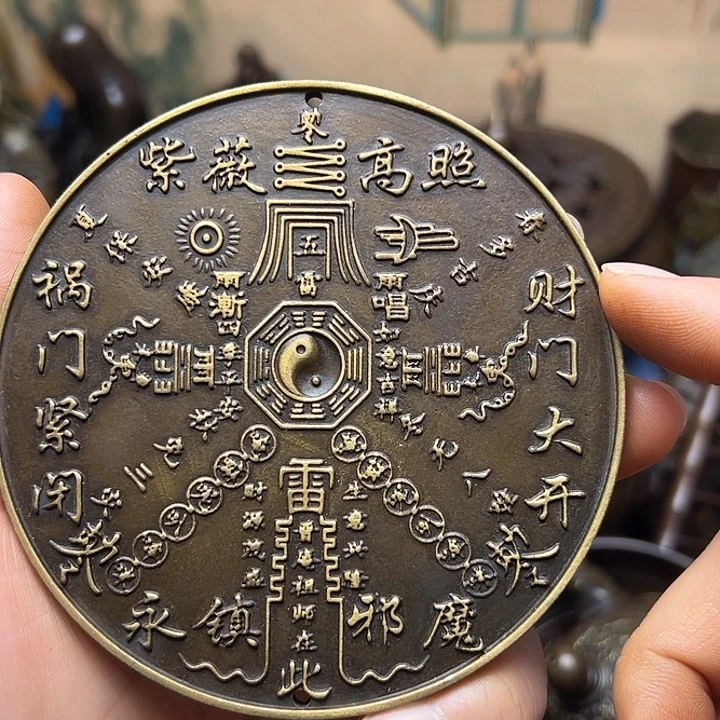 铜器摆件老王直播间