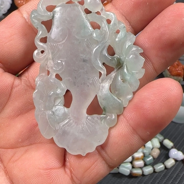 未镶嵌定制翡翠翡翠