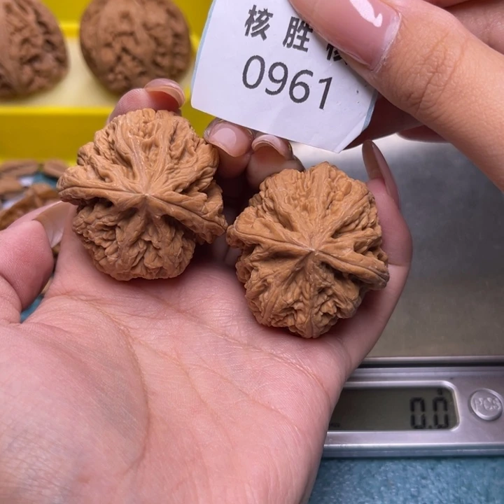 文玩核桃把件粗筋39.091