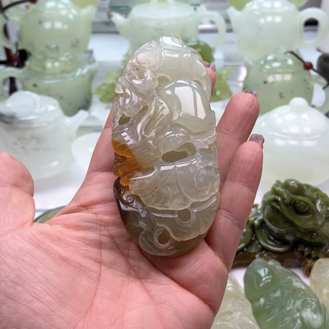 蛇纹石玉未镶嵌手镯?**网