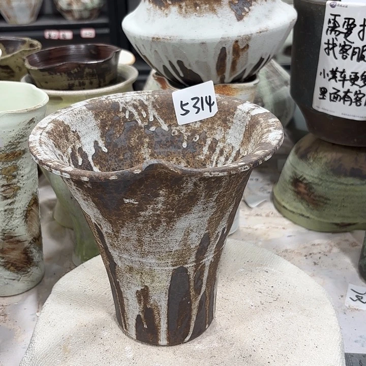 摆件高18，口18，有孔5314