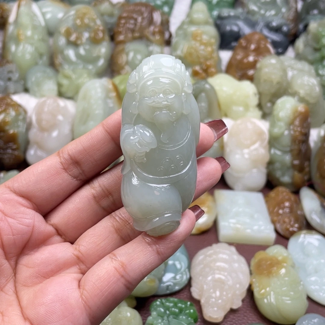 普***洱和田玉未镶嵌颈饰