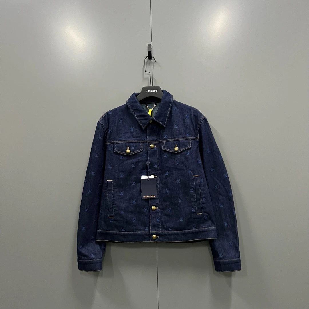 95新 LouisVuitton/路易威登 （bb1）深蓝色刺绣牛仔外套/48码
