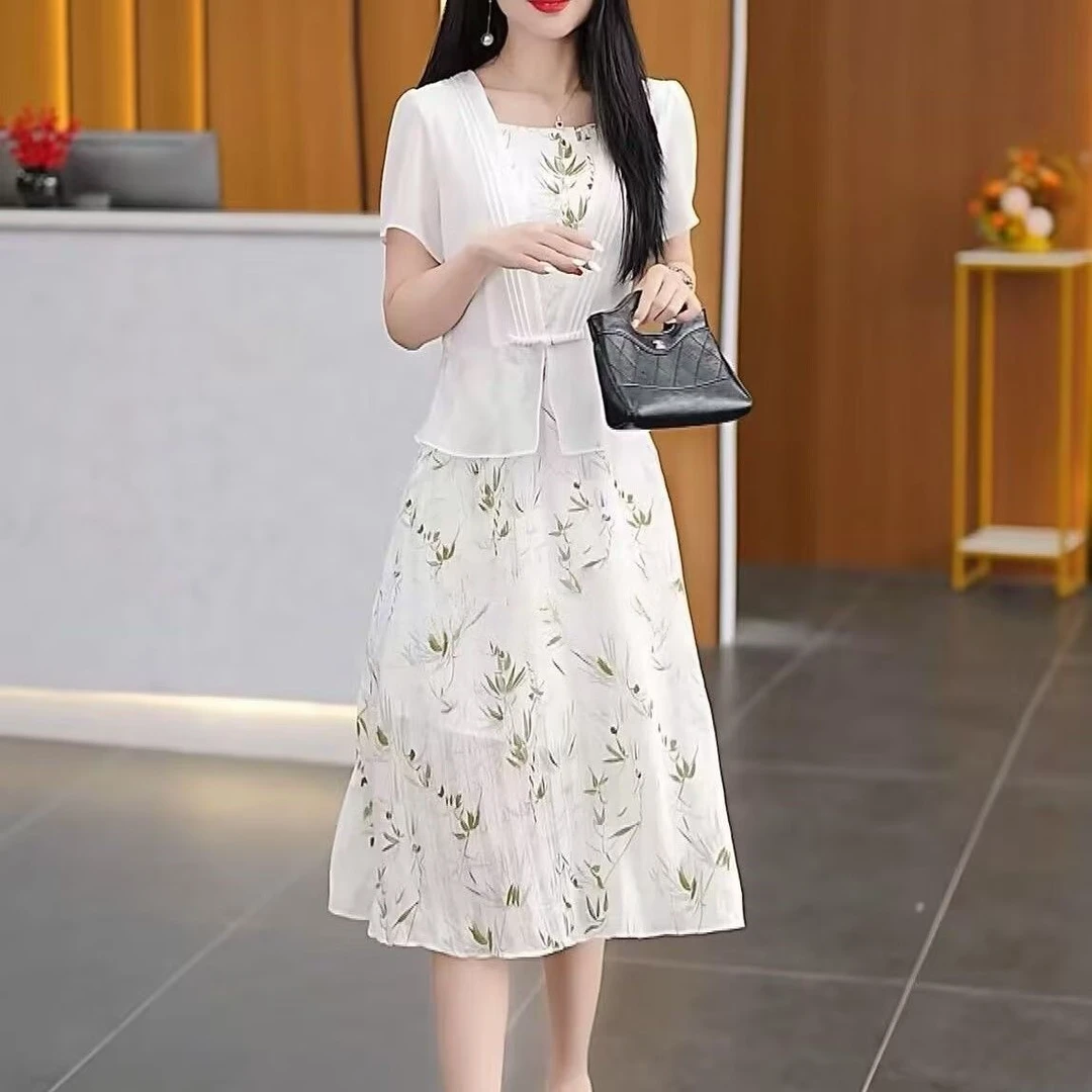 优雅国风连衣裙2025年夏季新款时尚气质减龄遮肚子显瘦碎花裙子潮