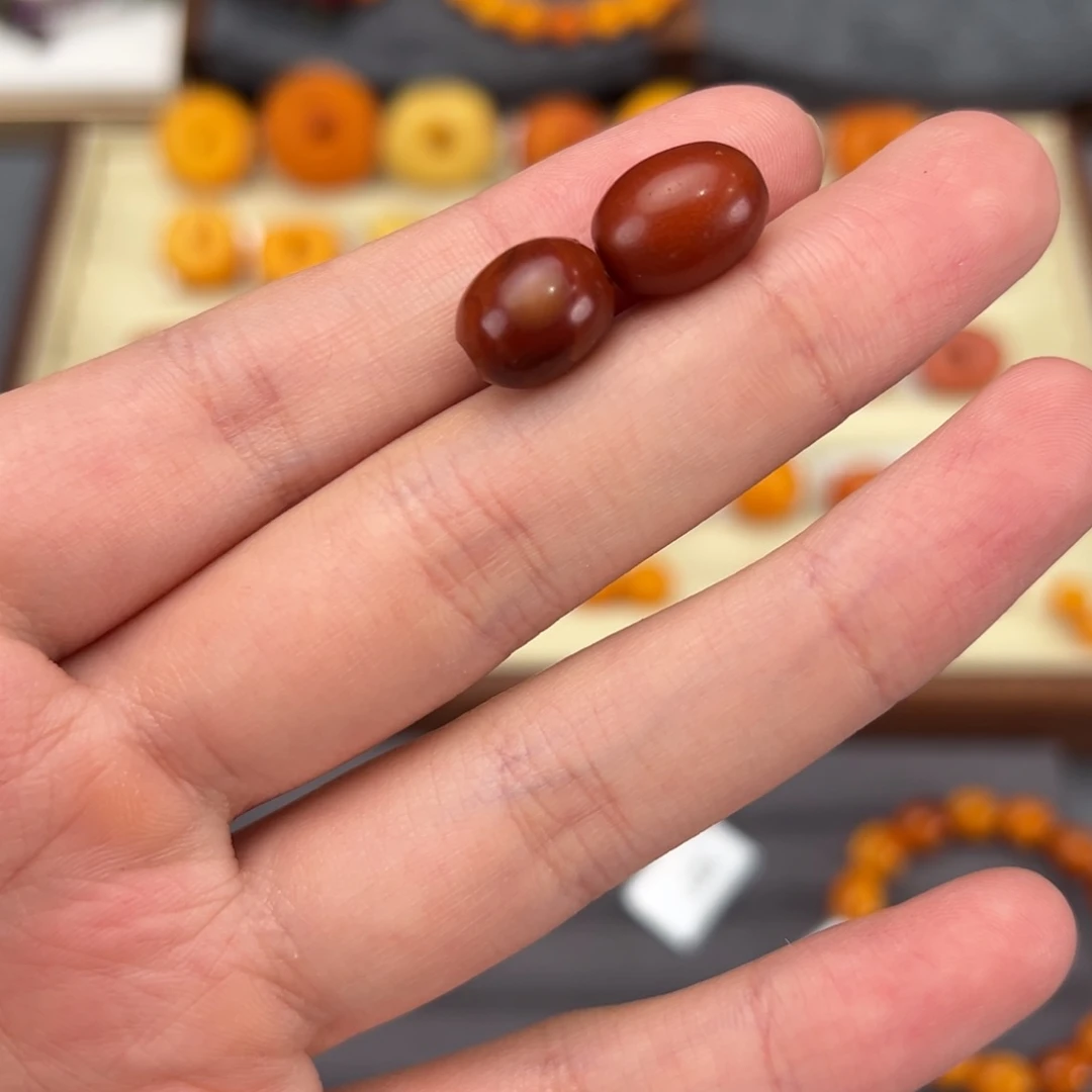 未镶嵌琥珀裸石老****草【特价不退换】定制