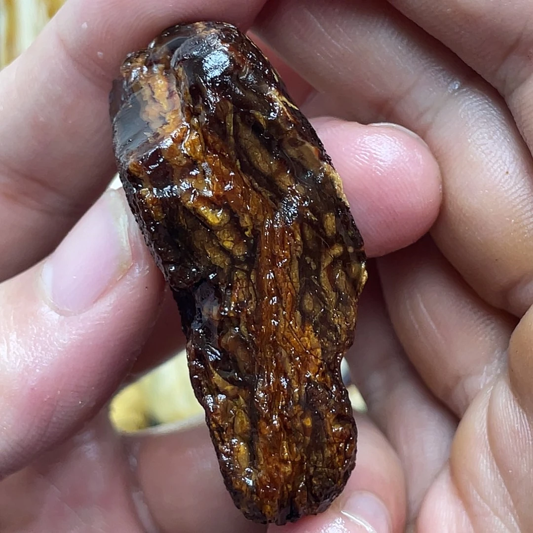 定制琥珀未镶嵌玩
