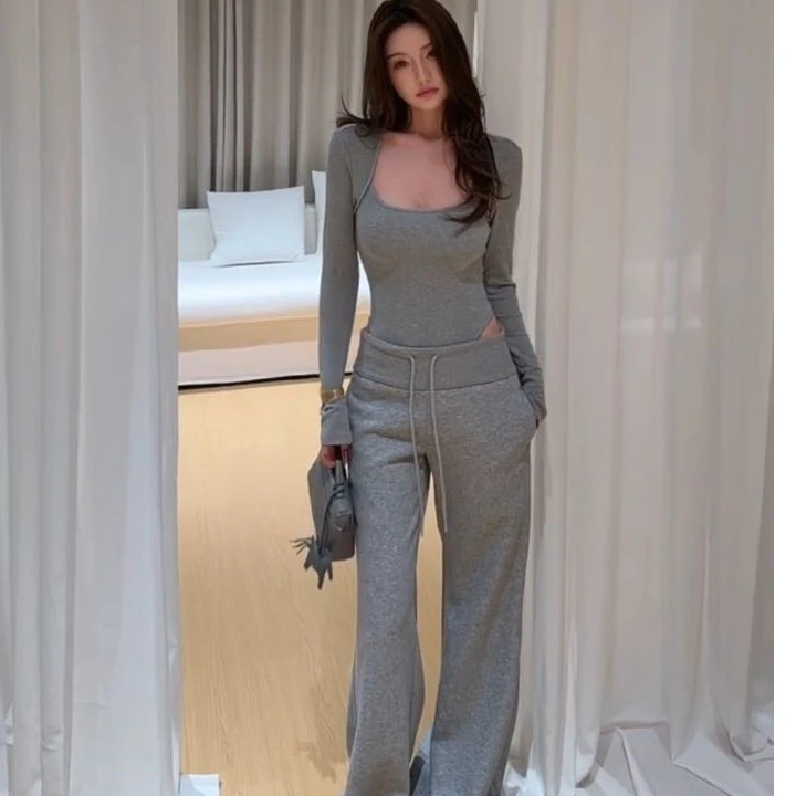 辣妹方领抹胸设计感修身长袖打底T恤女灰色高腰气质休闲裤子套装