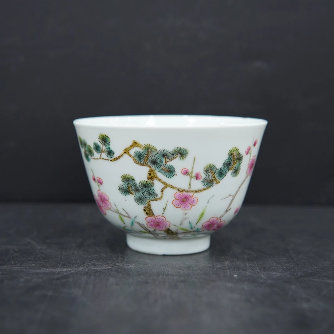 AK00119粉彩岁寒三友纹主人杯