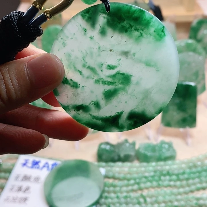 未镶嵌石英质玉珠宝奇石睿**羅非洲翠