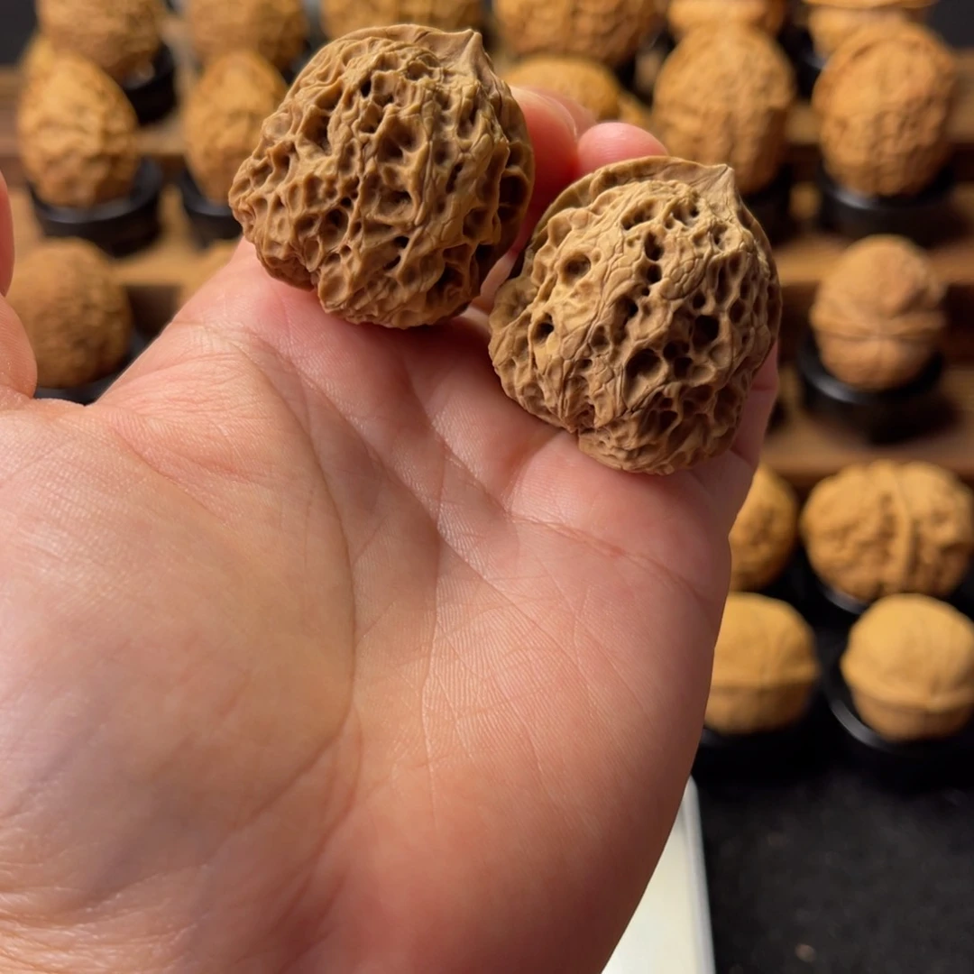 文玩核桃把件铁核1