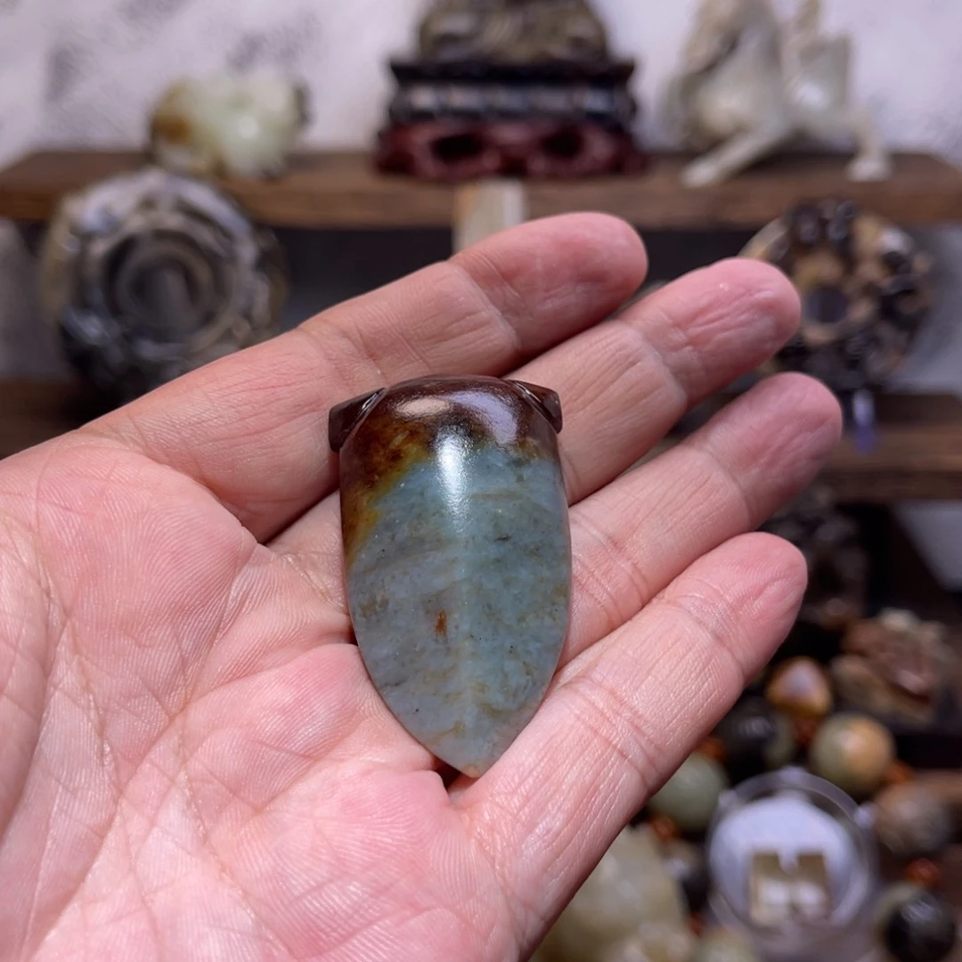 和田玉挂件未镶嵌猫***界