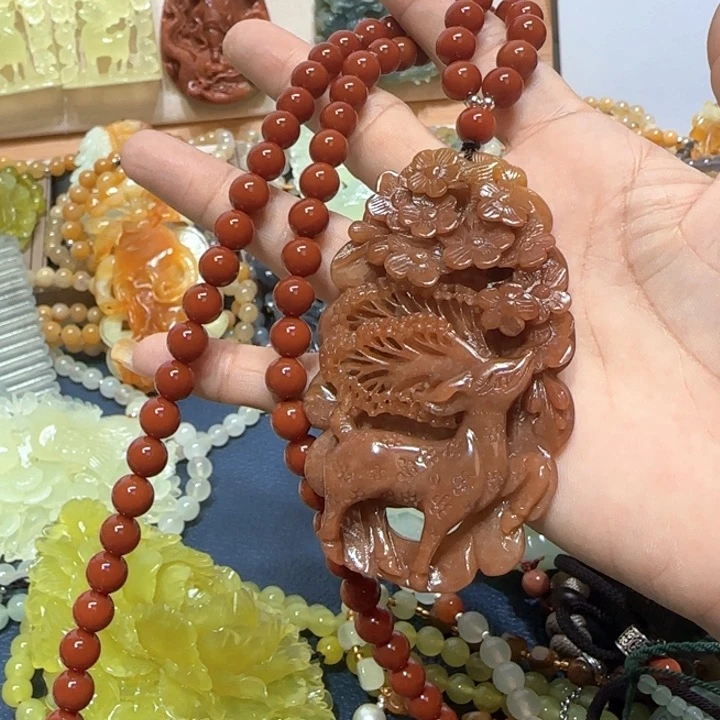 合金蛇纹石玉吊坠