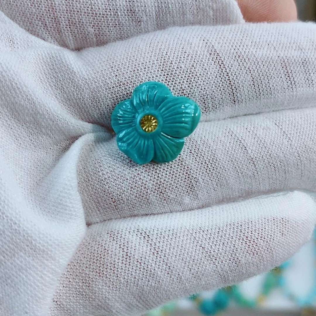 未镶嵌绿松石珠宝奇石