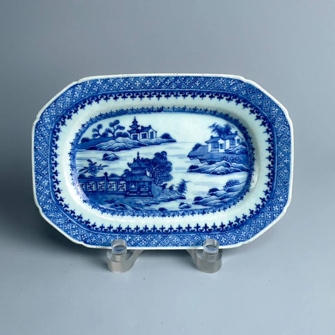 青花瓷/古董乾隆亭台楼阁八方盘M25AF001959/收藏/文物/绣花张