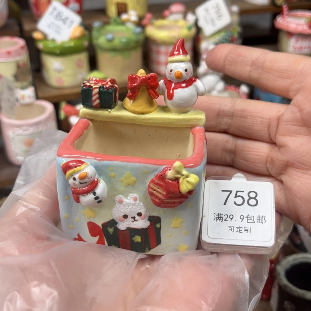 758圣诞兔子花盆手绘