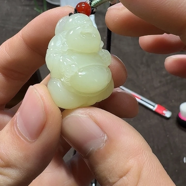 未镶嵌和田玉（糖玉）车挂