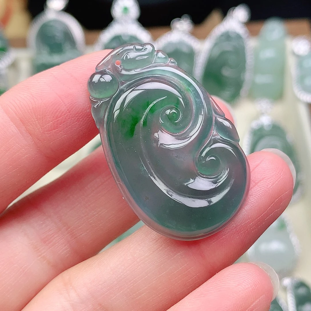 翡翠未镶嵌颈饰吊坠