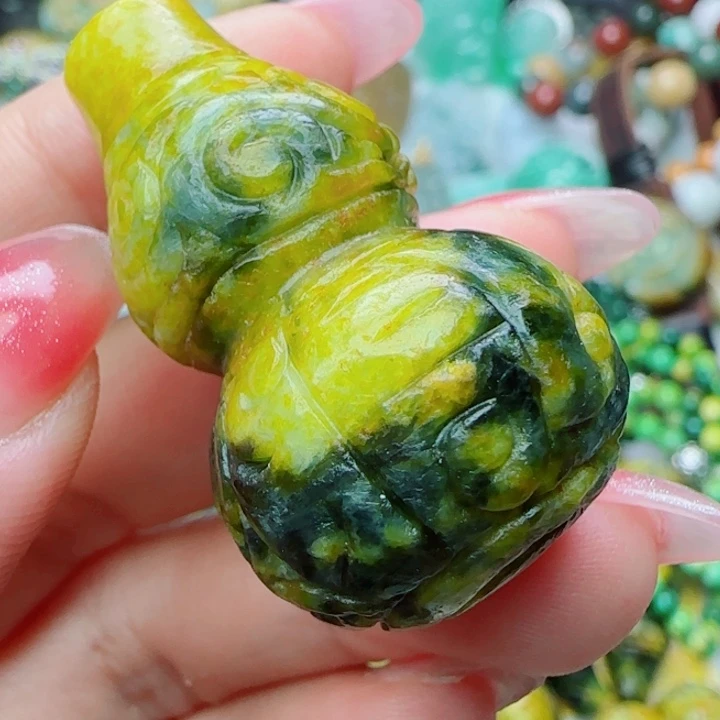 翡翠未镶嵌颈饰天然A货25