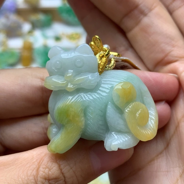 颈饰未镶嵌翡翠翡翠