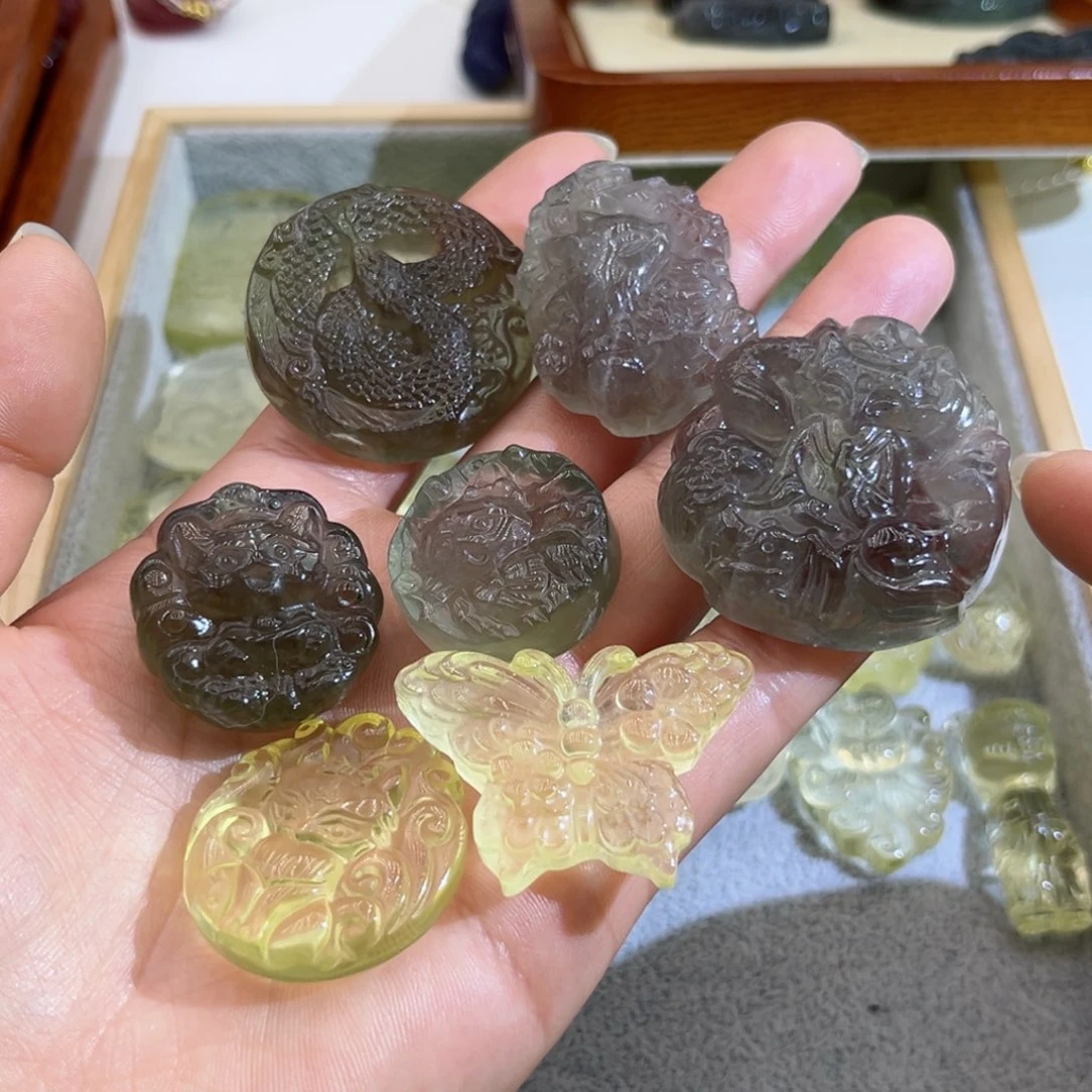 水晶颈饰未镶嵌月*潆绿水蛇18