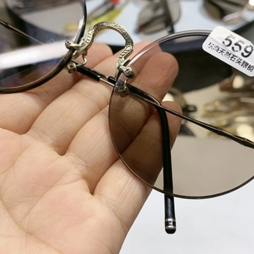 【闪购商品】天然石头镜