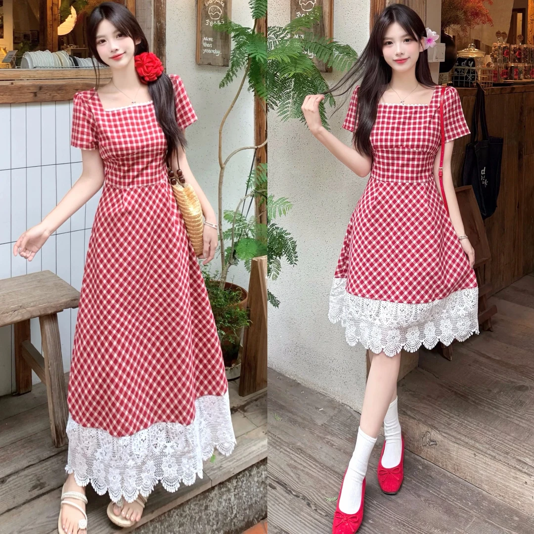 9890 大码红格法式蕾丝拼接格子显瘦连衣裙