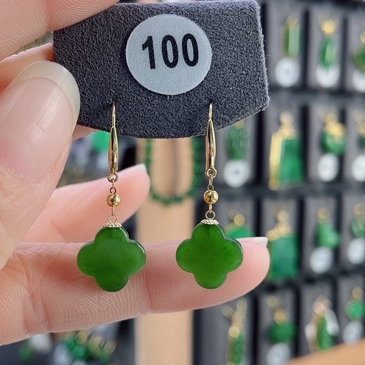 18K金镶嵌和田玉耳饰