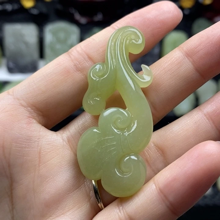 和田玉未镶嵌颈饰17