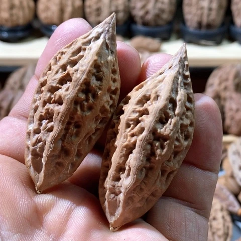 文玩核桃把件柳叶