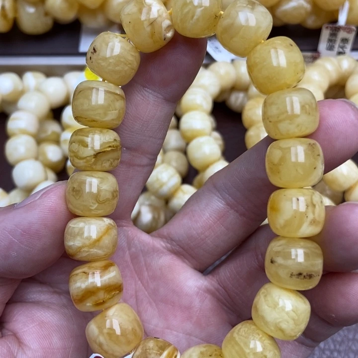 琥珀未镶嵌珠宝奇石7