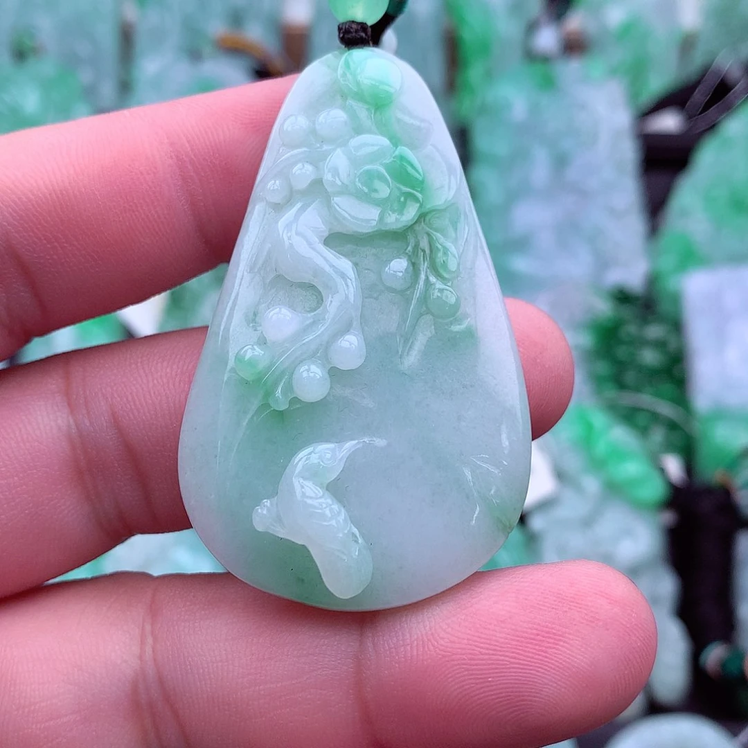 翡翠未镶嵌吊坠(不含链)