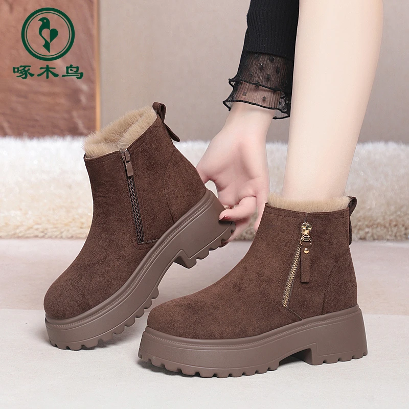 啄木鸟冬季新款短靴女加绒保暖马丁靴厚底防滑勃肯靴时尚百搭棉靴