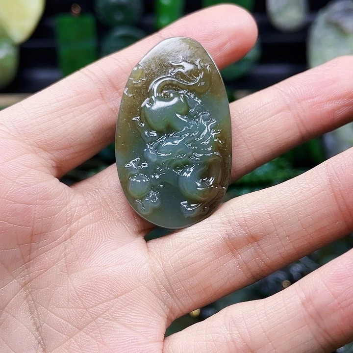 和田玉未镶嵌挂件