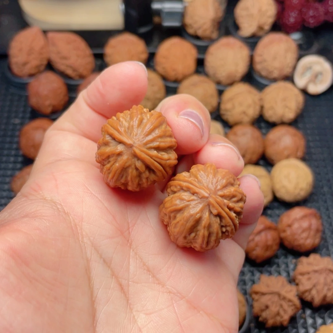 【闪购商品】把件文玩核桃米老头