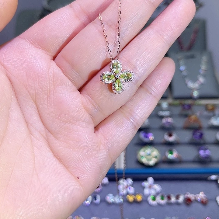 银S925镶嵌吊坠(赠链)橄榄石