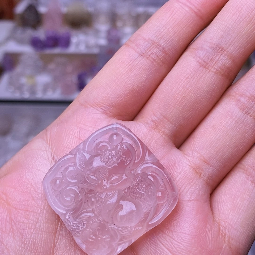 水晶颈饰未镶嵌?****手牌孔