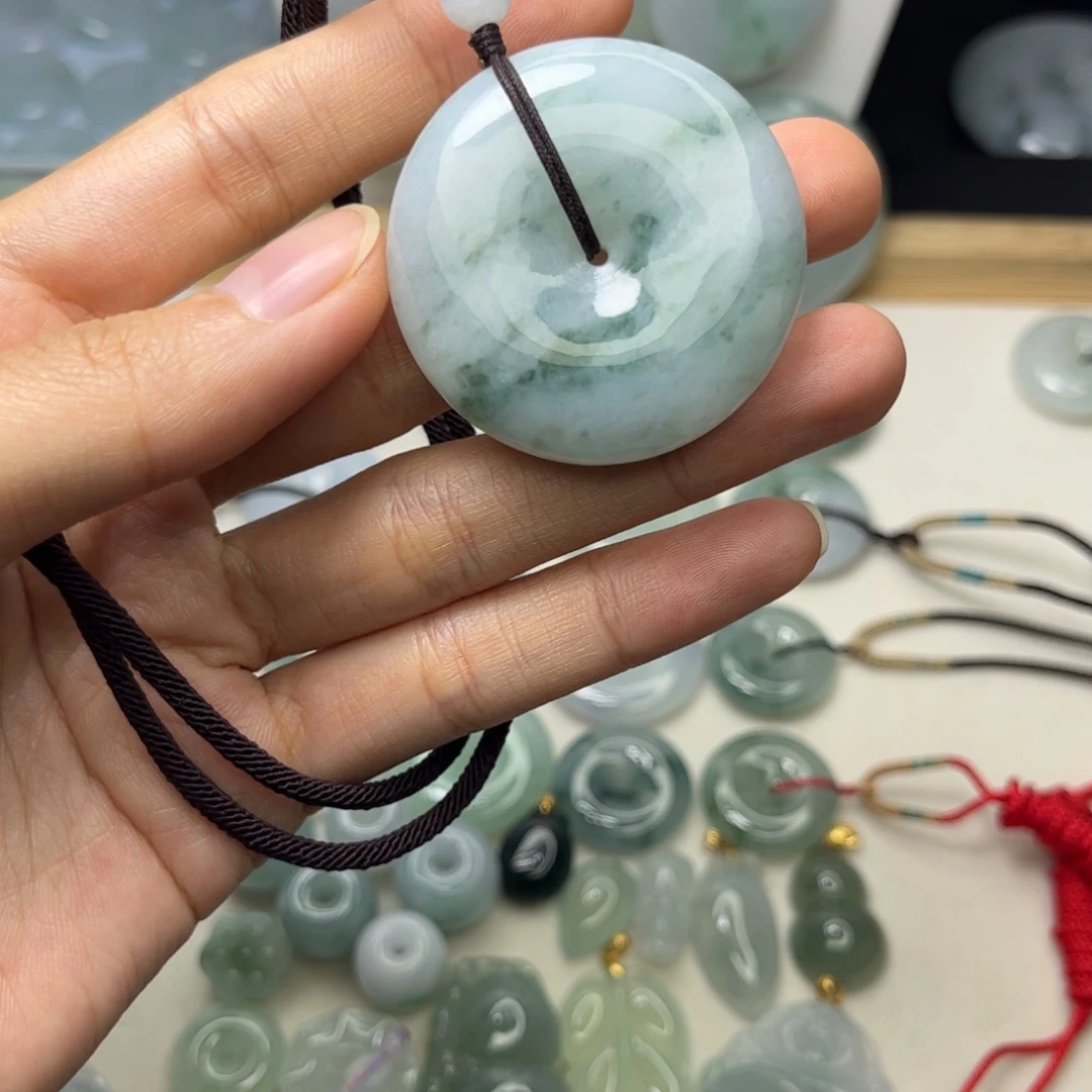 诗****翡翠未镶嵌颈饰天然翡翠Ａ货