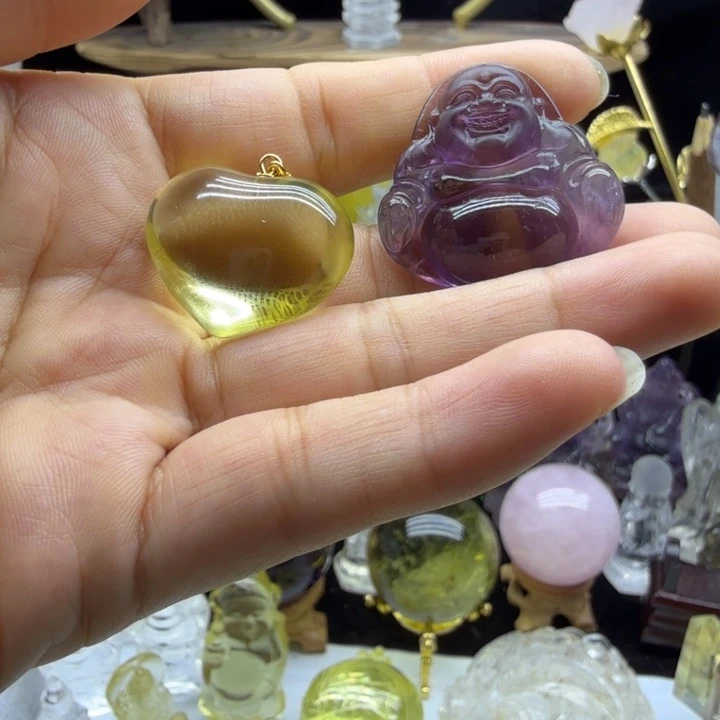 韩***华水晶珠宝半成品未镶嵌