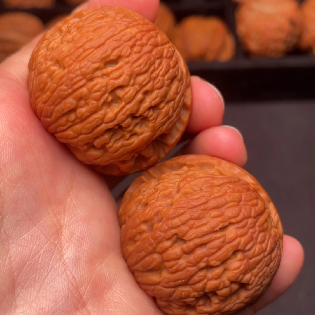 文玩核桃吊坠秦岭野生文玩核桃