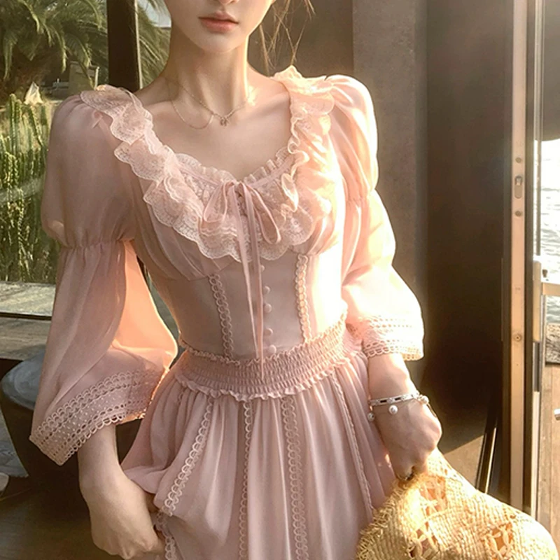 【mimius】肉 温柔风仙气蕾丝拼接设计收腰连衣裙 G04245