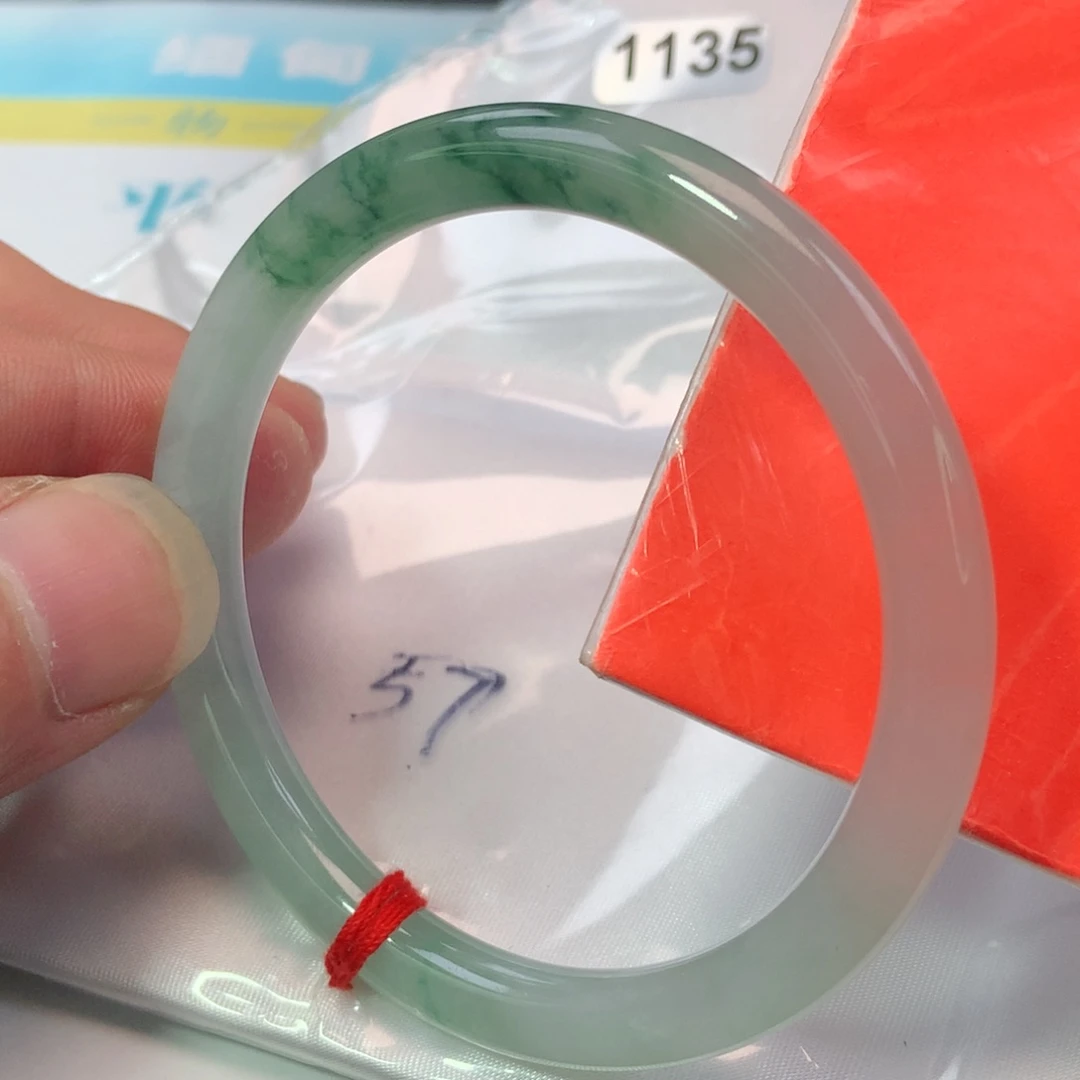 翡翠手镯未镶嵌1135号