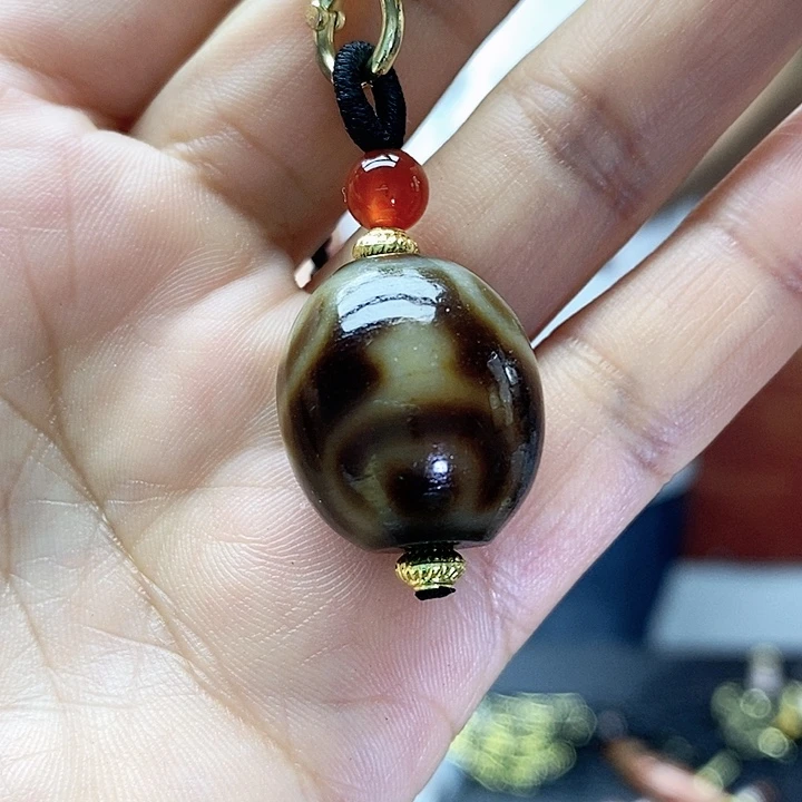 玛瑙/玉髓合金颈饰