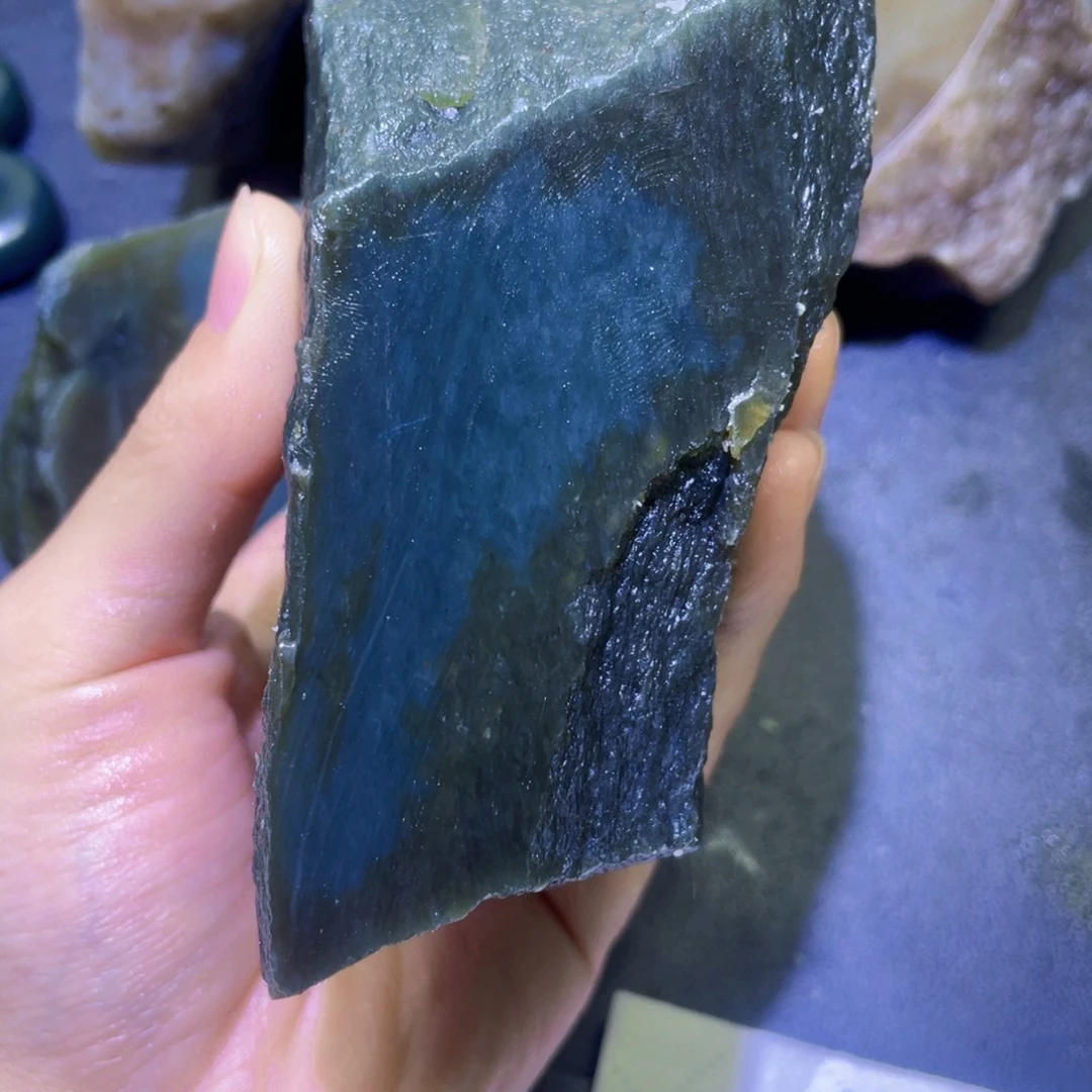 和田玉未镶嵌珠宝半成品