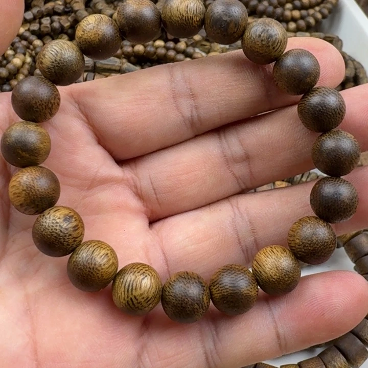 沉香手串张勺子手串8克