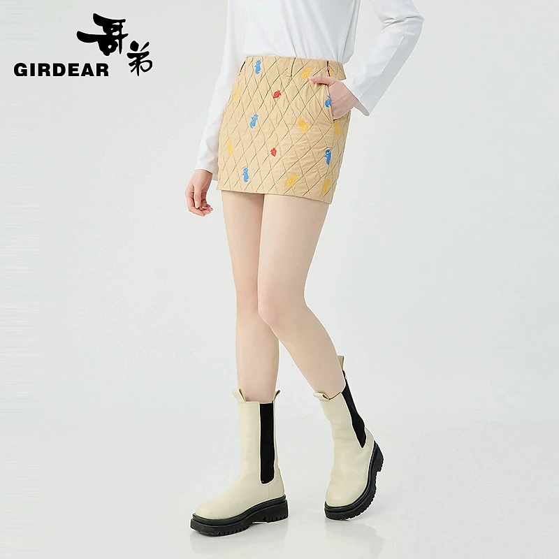 GIRDEAR/哥弟经典百搭舒适时尚通勤薄绵绗缝系列包臀短裙120021