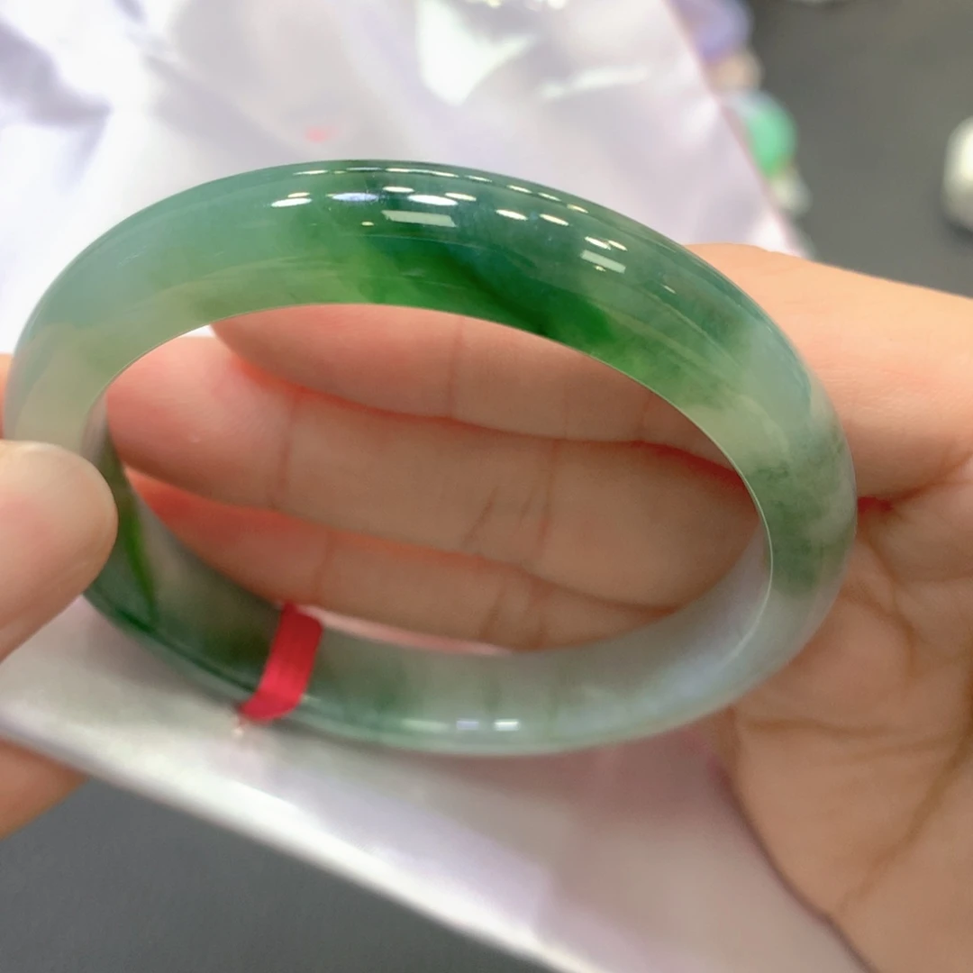 翡翠未镶嵌手镯9号