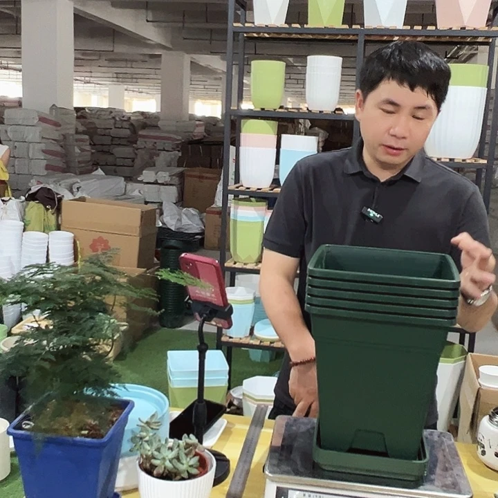 方盆250口23高26军绿色5个带托
