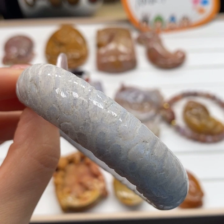 硅化玉手镯未镶嵌55。骨骼花镯子。天然骨骼花 建议不要拍